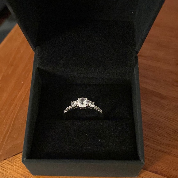 Charmed Aroma Ring - Picture 2 of 5